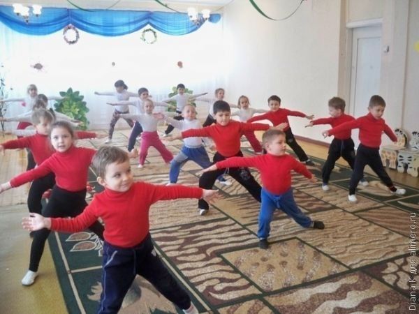 Как помочь ребенку привыкнуть к новому коллективу