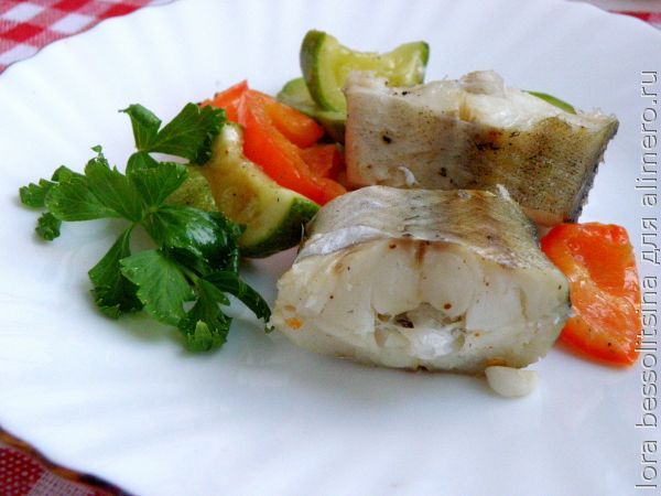 диетические блюда - минтай с овощами сочный