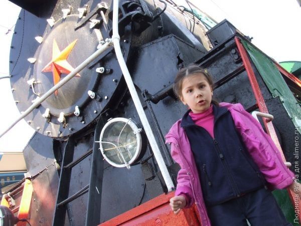 Куда пойти с ребенком на выходных: музей паровозов