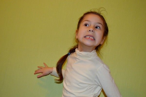 Выпал первый зуб — вот это счастье!