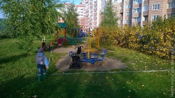 Качели, открытые окна, дорога и острые предметы - мои материнские страхи