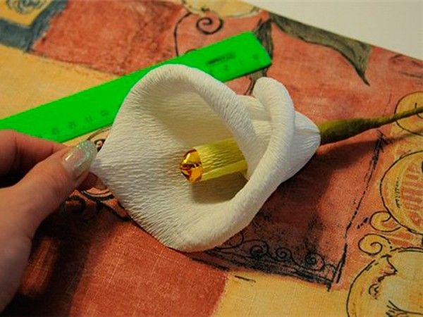 Мастер-класс букет из конфет каллы мастер класс Мастер-класс букет из конфет каллы мастер класс