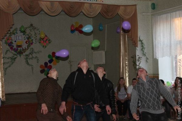 Стоит ли ездить на встречи одноклассников?