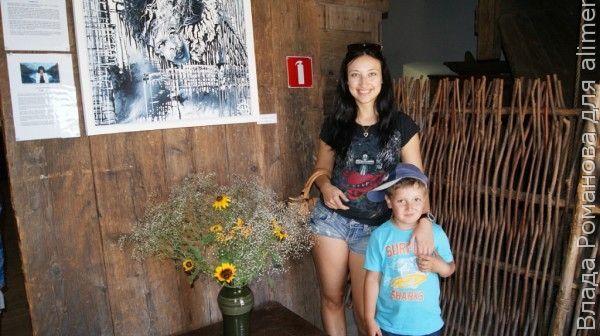 Женщина с ребенком Женщина с ребенком