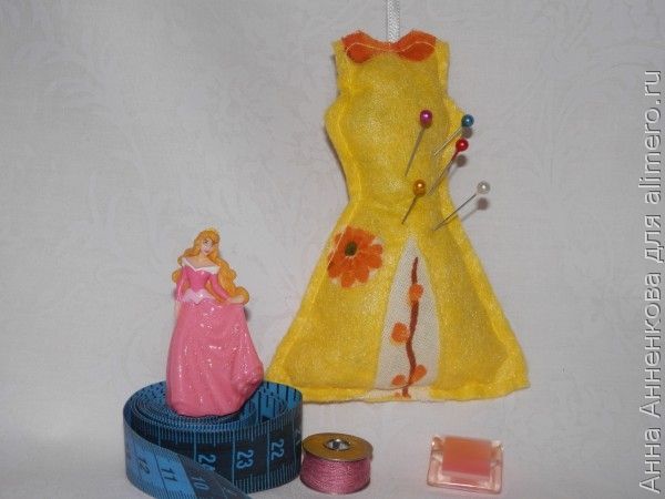 Игольница-платье Игольница-платье