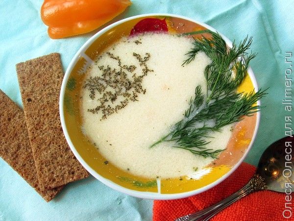 Сырный суп с грибами и брокколи