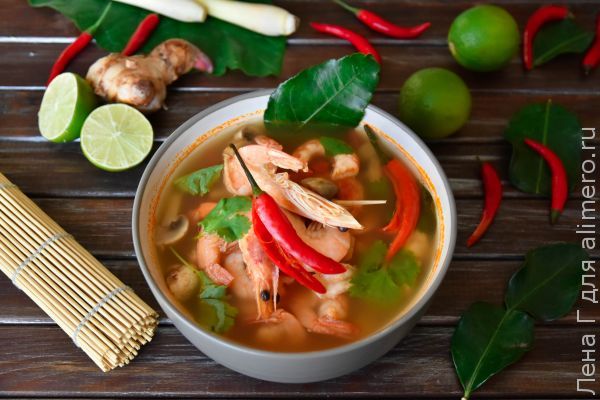 Тайский суп Том Ям Кунг с креветками
