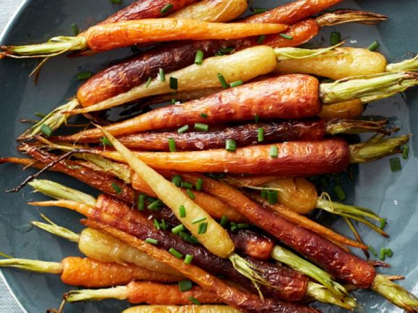 Вкусный овощной гарнир - запечённая морковь со специями