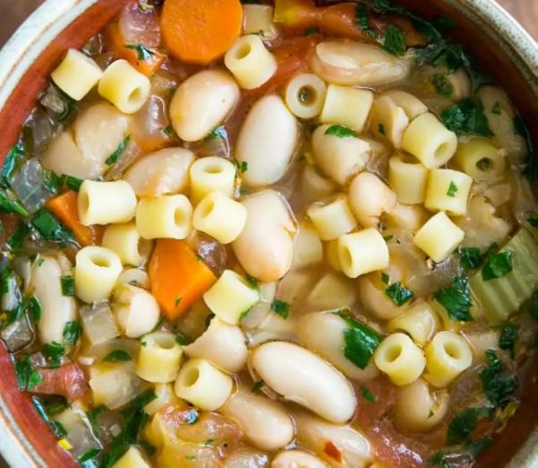 Итальянский фасолевый суп с макаронами - вкуснее не бывает