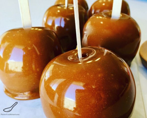 Яблоки в карамели – простой и вкусный десерт
