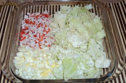 Салат по-китайски с пекинской капустой и курицей