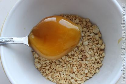 мед с орехами