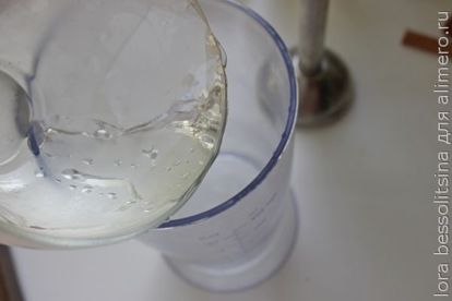 вода в чаше
