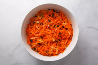 Салат с цукини и морковью