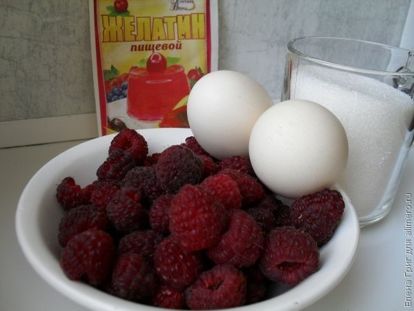 Мусс из замороженной малины. %2Fuploads%2Fimages%2F00%2F60%2F41%2F2013%2F08%2F22%2Fc64d31 wmark. Мусс из замороженной малины фото. Мусс из замороженной малины-%2Fuploads%2Fimages%2F00%2F60%2F41%2F2013%2F08%2F22%2Fc64d31 wmark. картинка Мусс из замороженной малины. картинка %2Fuploads%2Fimages%2F00%2F60%2F41%2F2013%2F08%2F22%2Fc64d31 wmark. Одним из самых вкусных десертов на праздничном столе является малиновый мусс. Лакомство отличается простотой в приготовлении и используется не только как самостоятельное блюдо, но и в качестве начинки для тортов и пирожных.
