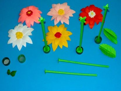 Поделки из бумаги для детей, мастер-классы. Информация с сайтов http://krokotak.com и http://www.maam.ru/ Поделки из бумаги для детей, мастер-классы. Информация с сайтов http://krokotak.com и http://www.maam.ru/