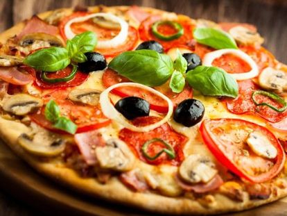 Соль добавляется не столько для вкуса, сколько для правильного смешения всех ингредиентов. Поэтому не стоит ею увлекаться. Соль добавляется не столько для вкуса, сколько для правильного смешения всех ингредиентов. Поэтому не стоит ею увлекаться.