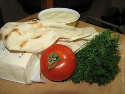Яичные конверты с брынзой и зеленым луком – рецепт пошаговый с фото