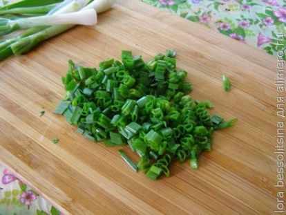 салат вкусная весна, зеленый лук