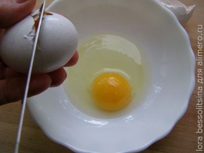 яичница с мини-кукурузой, яйца