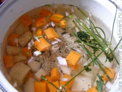 овощи для супа в воде