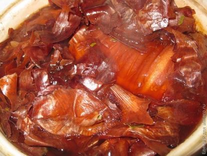 Вареное сало в луковой шелухе - рецепт с фото