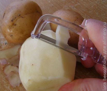 очистим мытую картошку
