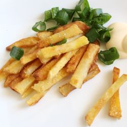 Домашний картофель фри в мучной панировке