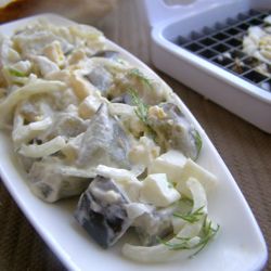 Простой и вкусный салат из баклажанов - как грибы