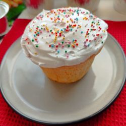 Я впервые готовила пасхальный кулич по этому рецепту, но результат порадовал