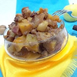Недорогой рецепт десерта – запеченная тыква с яблоками в духовке