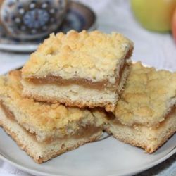 Немецкий вкусный пирог с яблоками «Кухен»