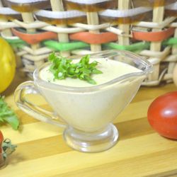 Простой и вкусный соус для салата «Цезарь» - проверенный рецепт