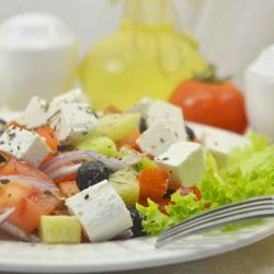 Готовим греческий салат - простой рецепт любимого блюда