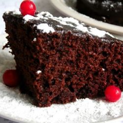 Влажный шоколадный торт-пирожное