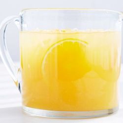 Освежающий напиток из зелёного чая с апельсином