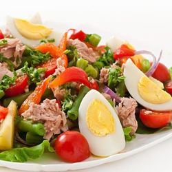 Знаменитый салат нисуаз - проверенный рецепт