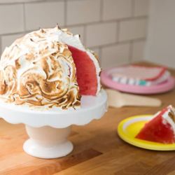 Арбузный торт – необычный десерт для всей семьи