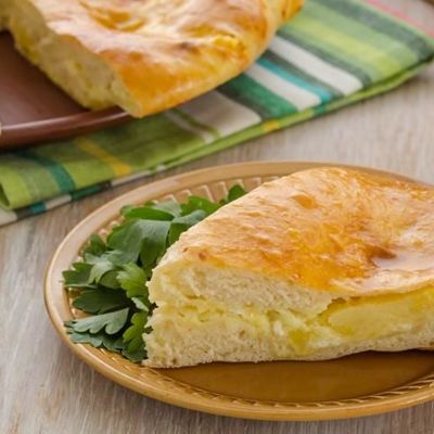 Картофджин - осетинский пирог с картофелем