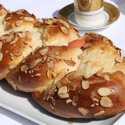 Греческий Пасхальный хлеб Цуреки