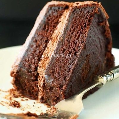Простой шоколадный торт с кремом