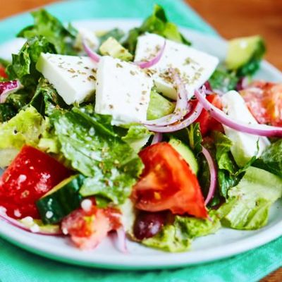 Греческий салат по классическому греческому рецепту