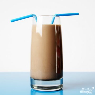 Молочно-шоколадный коктейль