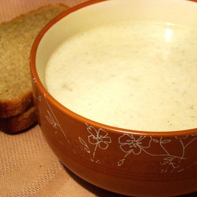 Сливочный крем-суп с шампиньонами