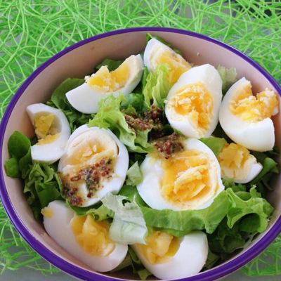 Весенний салат из яиц