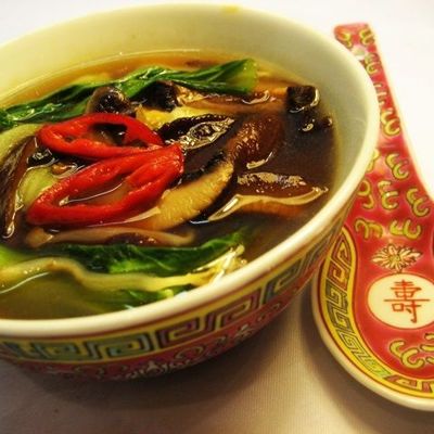 Китайский кисло-острый суп