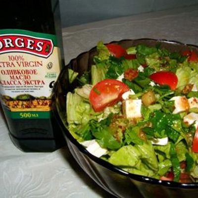 Салат с баклажанами и с сыром фета