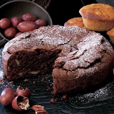 Шоколадный торт Брауни с орехами