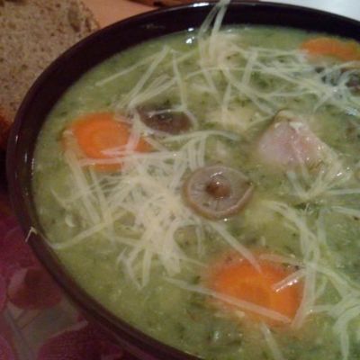 Суп-пюре из цветной капусты с пангасиусом и опятами