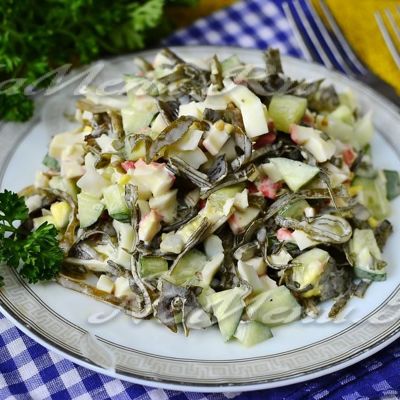Салат с капустой и крабовыми палочками рецепт